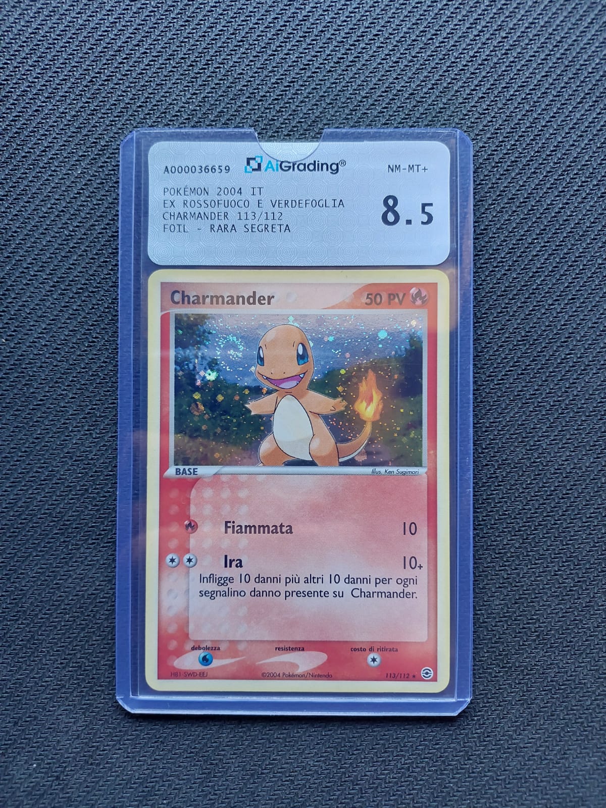 Charmander Holo RF/VF 113/112 AiGrading 8.5