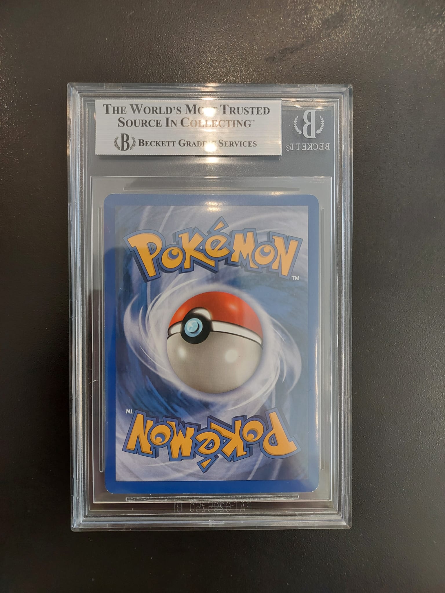 Dark Charizard 21/82 Prima Edizione BGS 8
