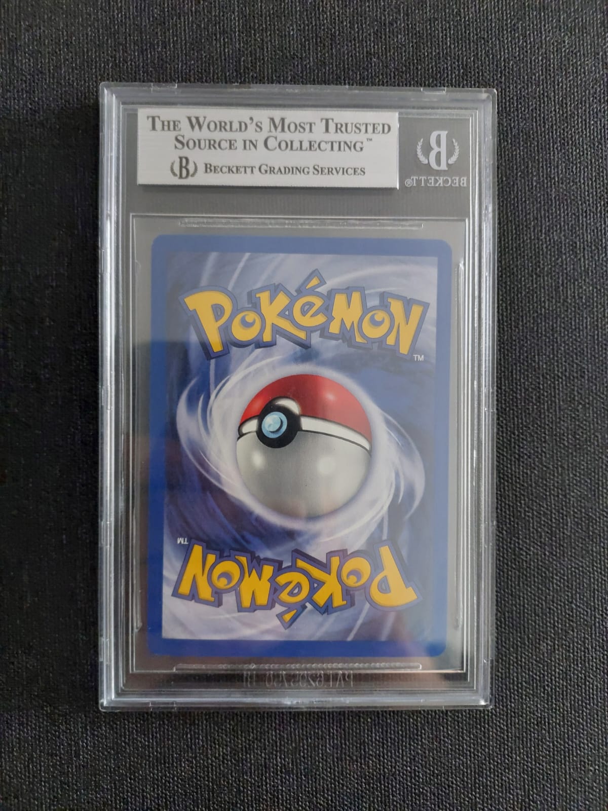 Raichu Holo 14/62 Fossil Prima Edizione BGS 9